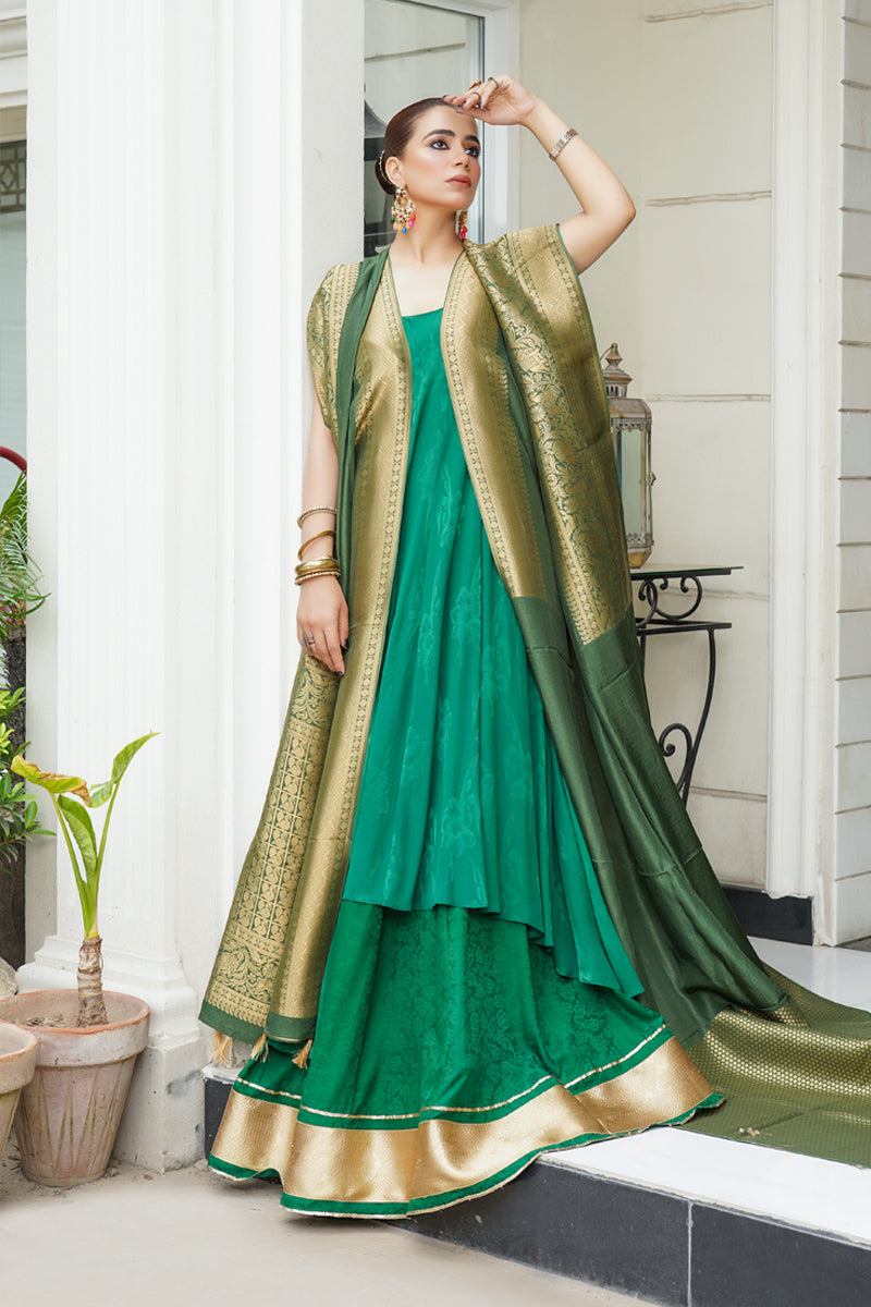 Sabahat-suroor-e-jan-luxe-pret