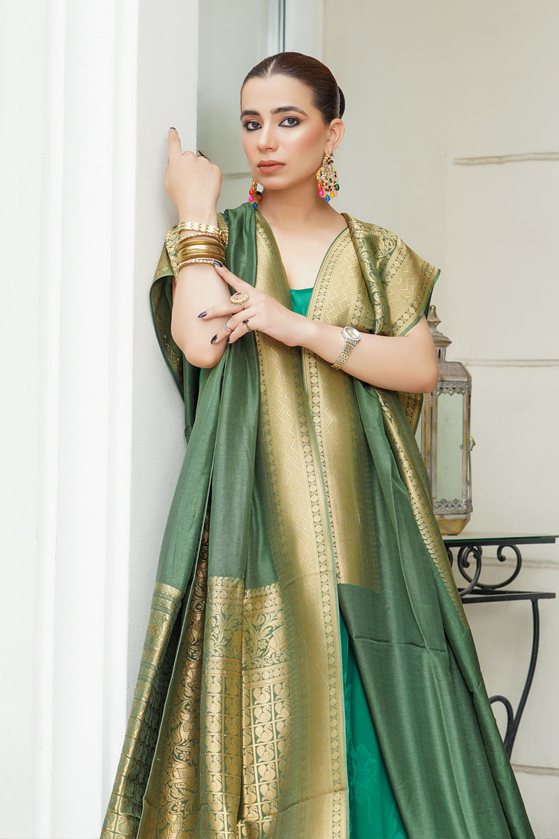Sabahat-suroor-e-jan-luxe-pret