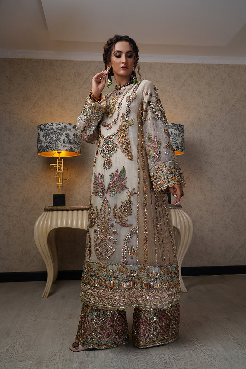 Narjis-husan-e-javidaan-couture