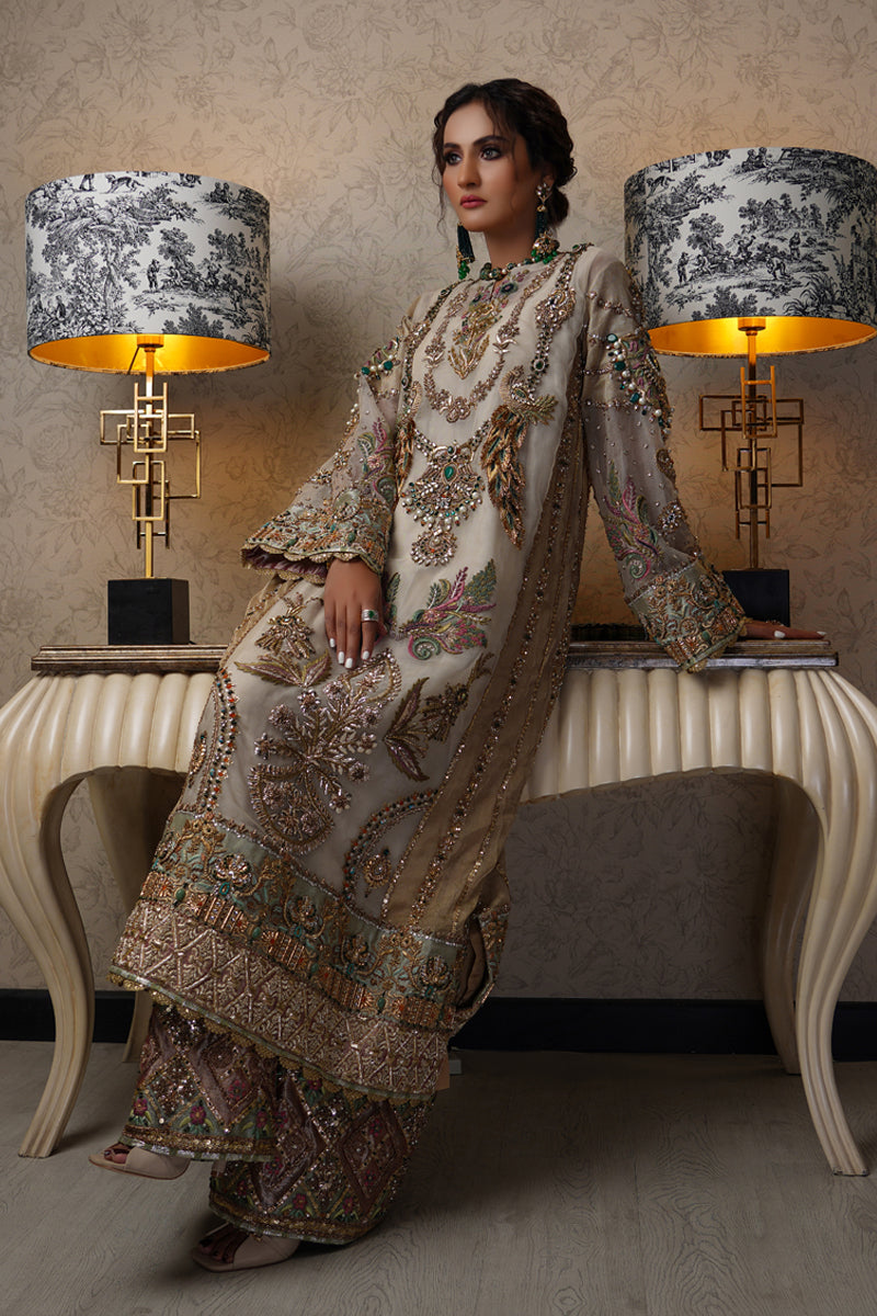 Narjis-husan-e-javidaan-couture